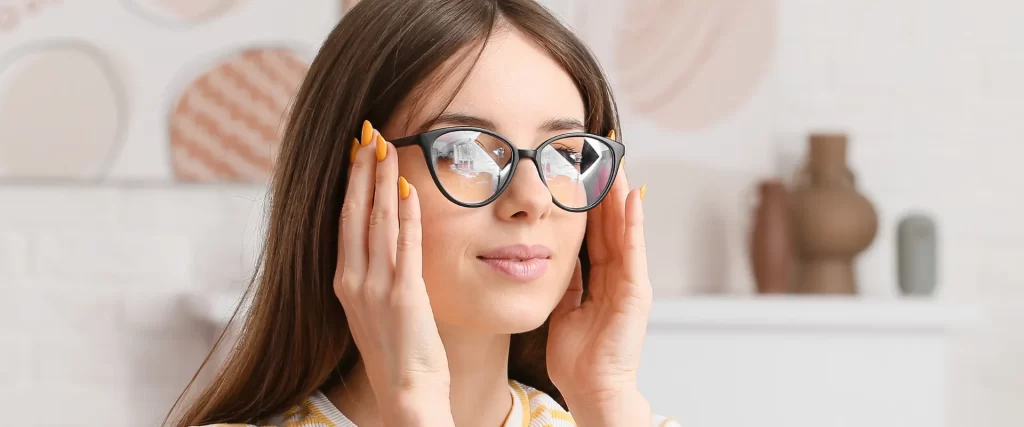 Girl with eyeglasses smiling